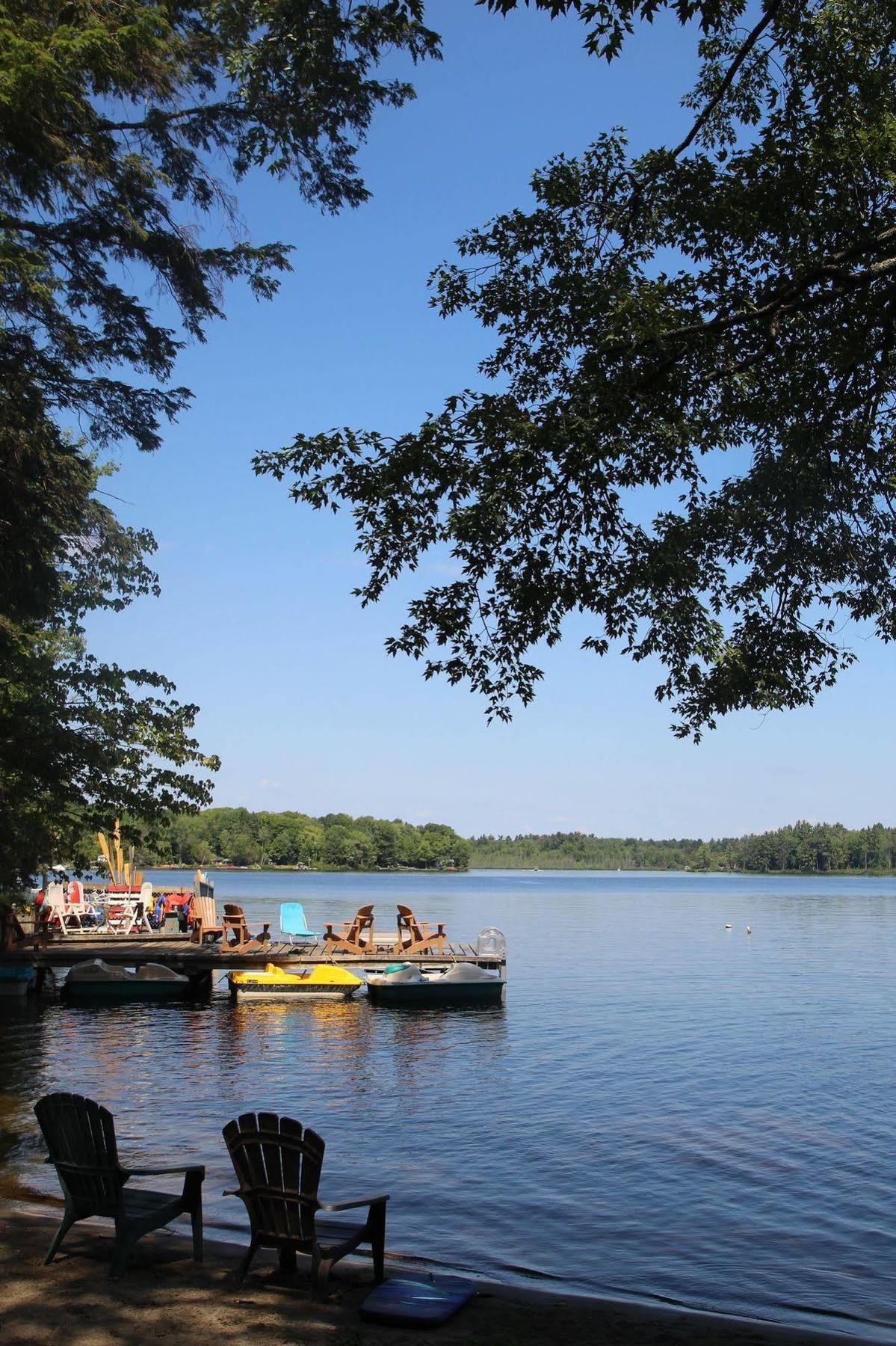 Black Lake Cabins Torrance Exterior photo